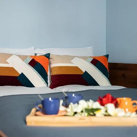 דירה Modern With Balcony & Free Garage By Renters