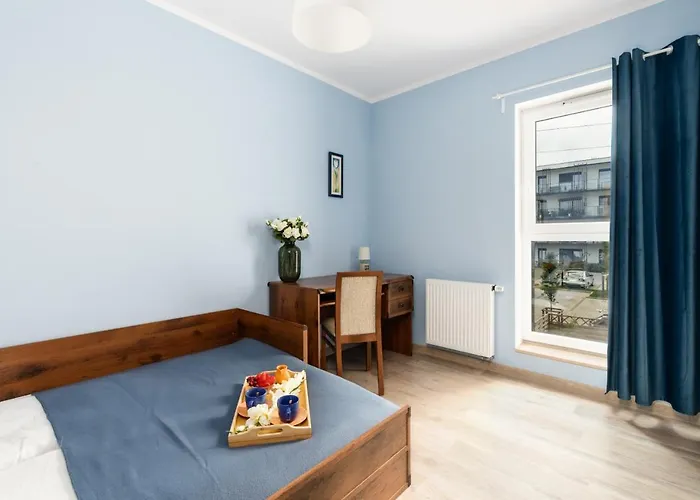 Modern With Balcony & Free Garage By Renters Апартаменты Познань